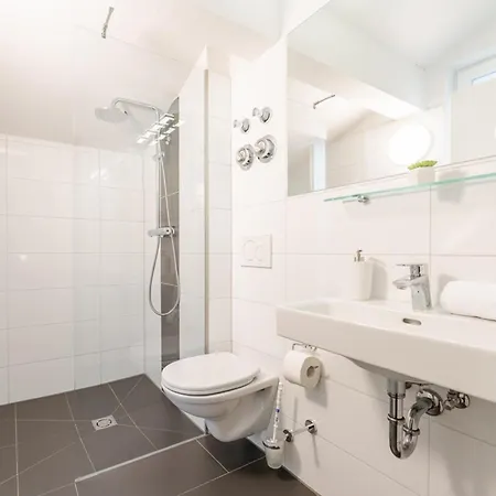 Emma 3 * 디엔텐암호크코니그